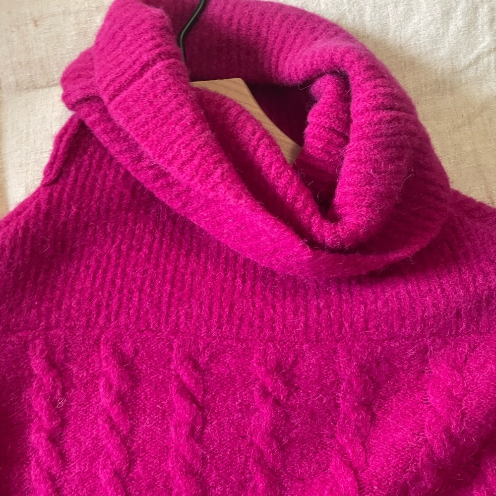 Jacquemus Fuchsia Cable-knit Alpaca-blend Turtleneck Sweater - Picture 8 of 8